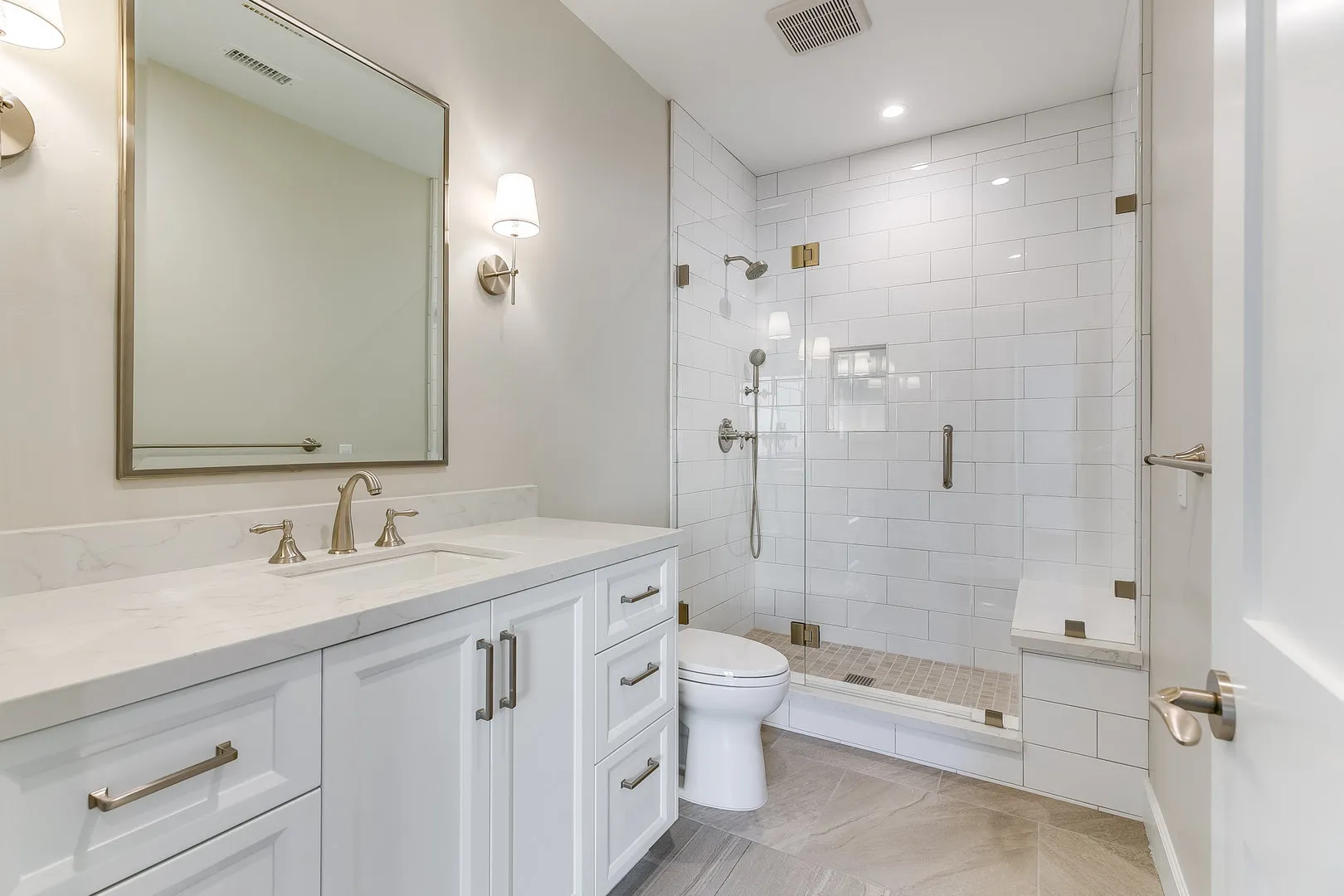 Remodeled bathroom with full tile surround, Ventura area