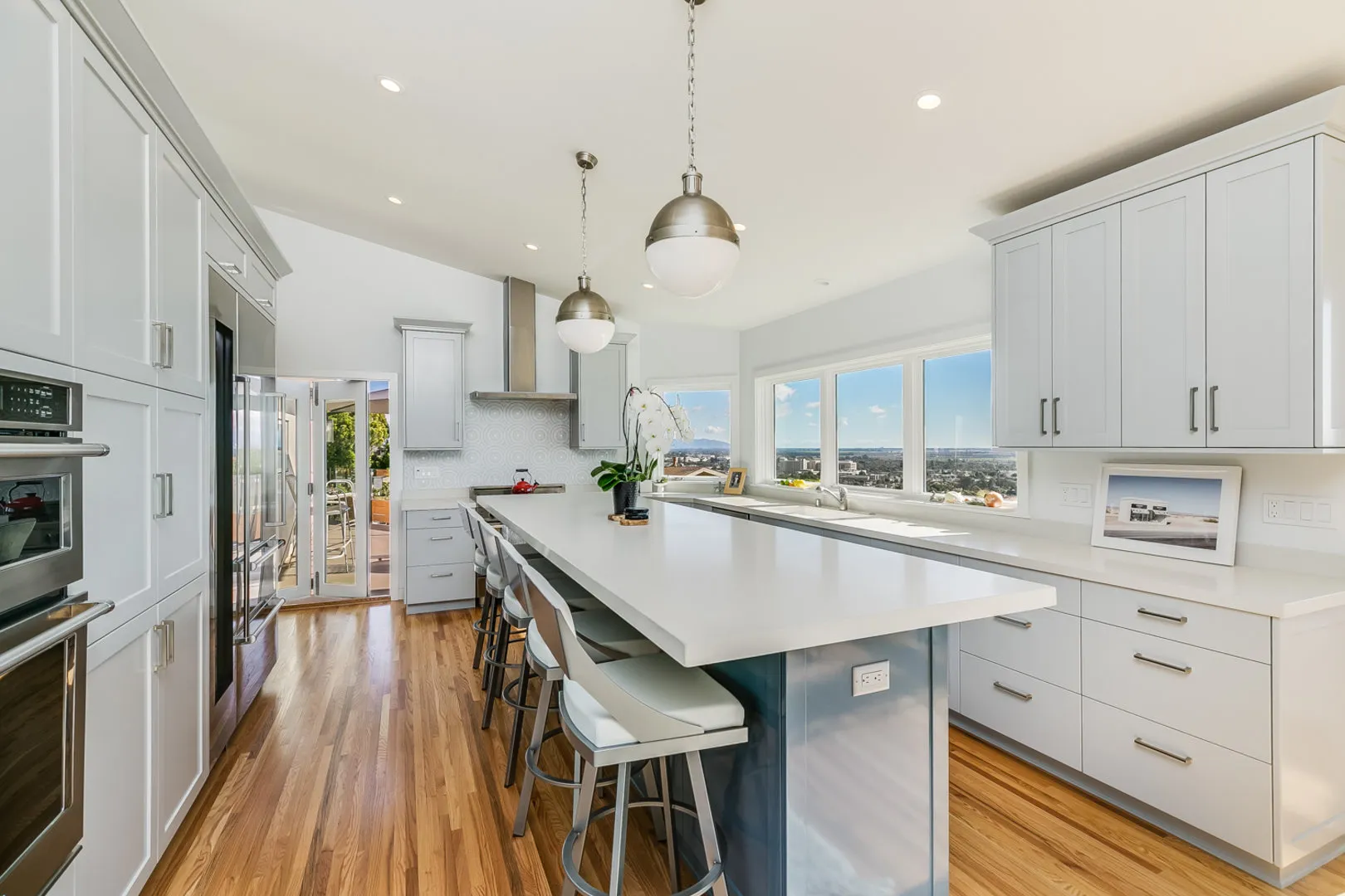 Custom kitchen remodel in Ventura