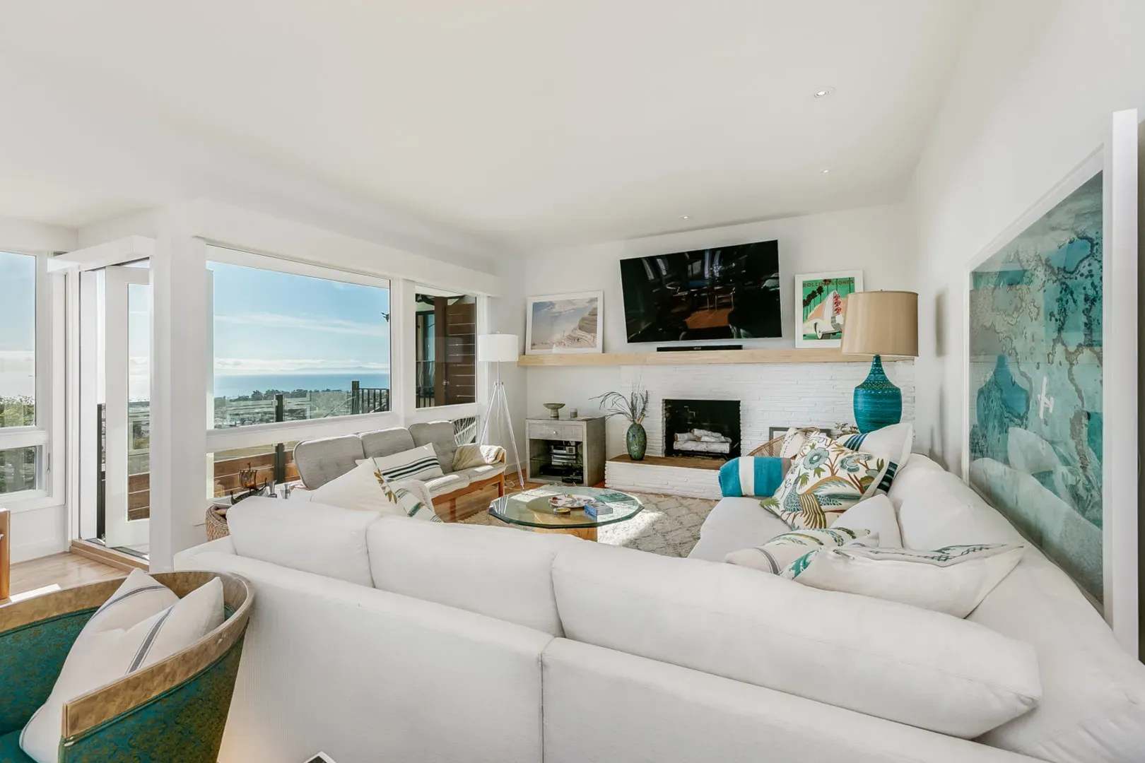 Living room opened to the ocean view on Sunset Lane